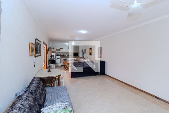 Espaço Gourmet de casa para alugar com 5 quartos, 500m² em Marechal Rondon, Canoas