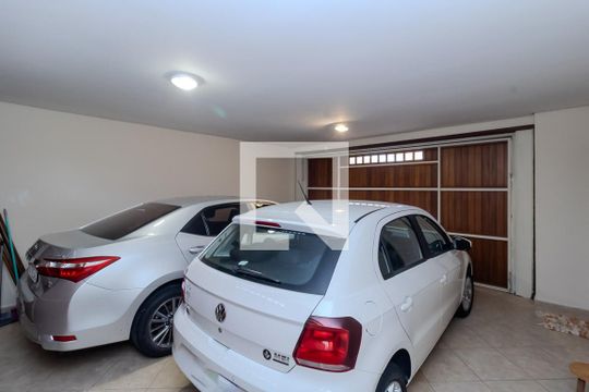 Garagem de casa para alugar com 5 quartos, 500m² em Marechal Rondon, Canoas
