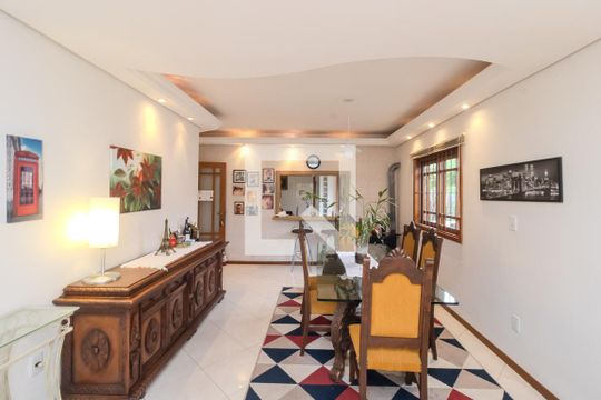 Sala 1 de casa para alugar com 5 quartos, 500m² em Marechal Rondon, Canoas