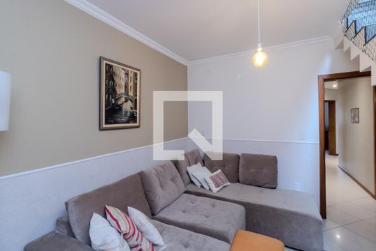 Sala 2 de casa para alugar com 5 quartos, 500m² em Marechal Rondon, Canoas