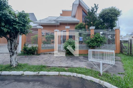 Fachada de casa para alugar com 5 quartos, 500m² em Marechal Rondon, Canoas