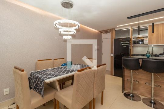Sala de Jantar de apartamento à venda com 2 quartos, 64m² em Vila Esperança, São Paulo