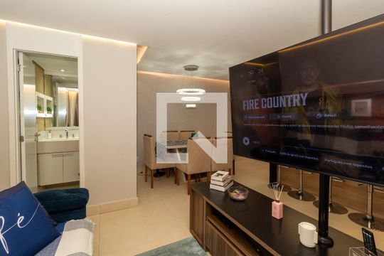 Sala de apartamento à venda com 2 quartos, 64m² em Vila Esperança, São Paulo