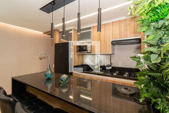 Cozinha de apartamento à venda com 2 quartos, 64m² em Vila Esperança, São Paulo
