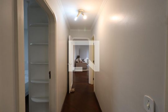 Corredor de apartamento à venda com 3 quartos, 110m² em Penha, São Paulo