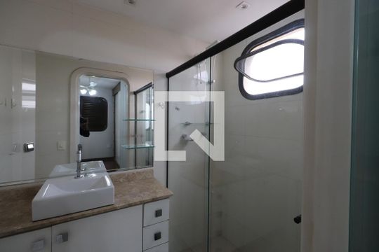 Banheiro de apartamento à venda com 3 quartos, 110m² em Penha, São Paulo