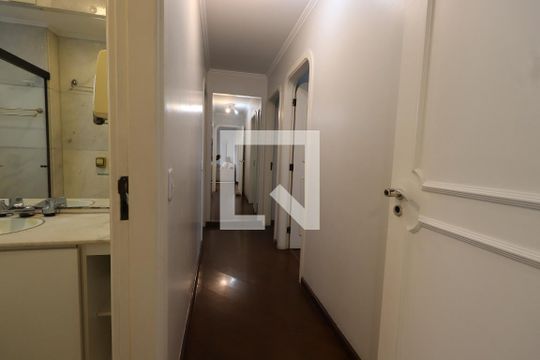 Corredor de apartamento à venda com 3 quartos, 110m² em Penha, São Paulo