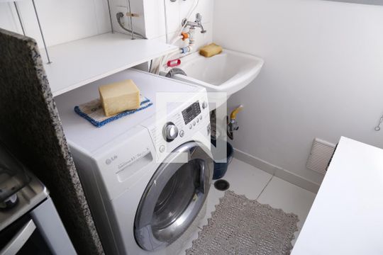 Área de Serviço de apartamento para alugar com 2 quartos, 43m² em Jaraguá, São Paulo