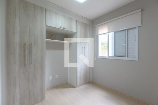 Quarto 1 de apartamento para alugar com 2 quartos, 46m² em Vila Carmosina, São Paulo