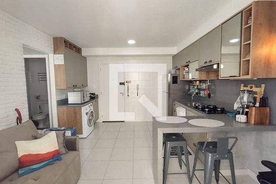 Apartamento à venda com 1 quarto, 38m² em Ferreira, São Paulo