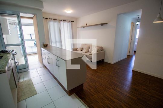 Sala de apartamento para alugar com 3 quartos, 80m² em Pompeia, São Paulo