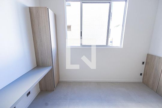 Quarto de apartamento para alugar com 1 quarto, 34m² em Paquetá, Belo Horizonte