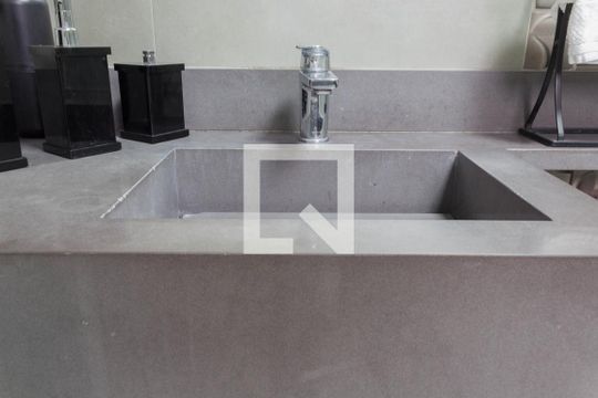 Banheiro da Suíte 1 de casa à venda com 4 quartos, 236m² em Centro, São Bernardo do Campo