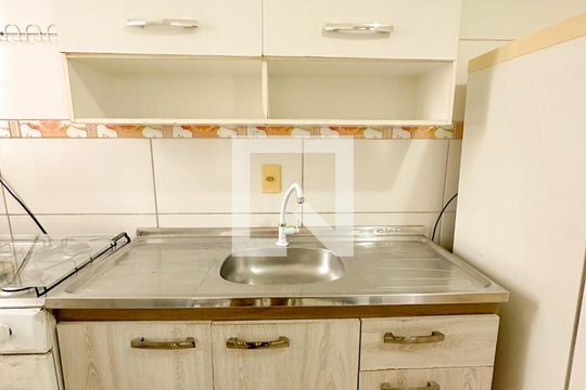Cozinha - ArmáriosCozinha - Armários de apartamento para alugar com 2 quartos, 65m² em Ingleses do Rio Vermelho, Florianópolis