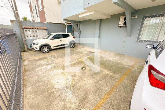 Garagem de apartamento para alugar com 2 quartos, 65m² em Ingleses do Rio Vermelho, Florianópolis