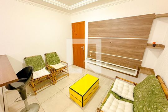 Sala de TV de apartamento para alugar com 2 quartos, 65m² em Ingleses do Rio Vermelho, Florianópolis
