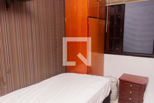 Quarto 1 (suíte) de casa à venda com 2 quartos, 180m² em Cidade Patriarca, São Paulo