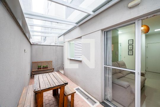 Quintal de apartamento à venda com 2 quartos, 45m² em Cidade Vargas, São Paulo