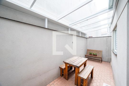 Quintal de apartamento à venda com 2 quartos, 45m² em Cidade Vargas, São Paulo