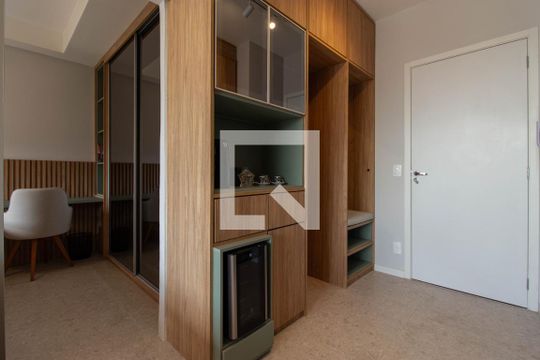 Cozinha  de apartamento para alugar com 1 quarto, 34m² em Vila Clementino, São Paulo