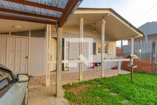 Fachada de casa à venda com 2 quartos, 79m² em Igara, Canoas