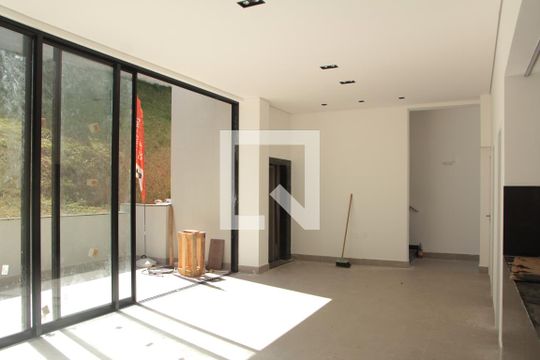 area comum de casa de condomínio para alugar com 3 quartos, 208m² em Garças, Belo Horizonte