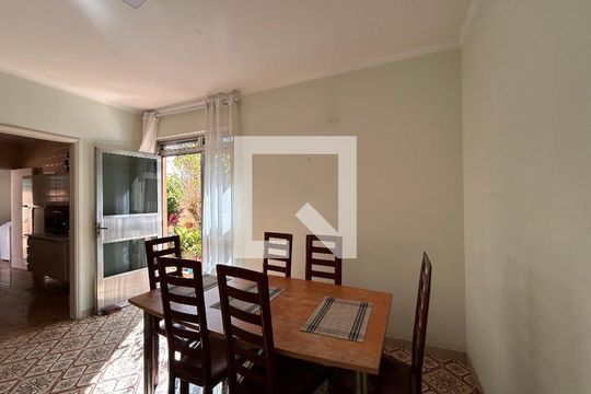 Sala de Jantar de casa para alugar com 6 quartos, 285m² em Vila Albertina, São Paulo
