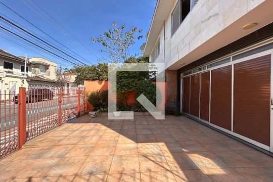 Garagem de casa à venda com 6 quartos, 285m² em Vila Albertina, São Paulo