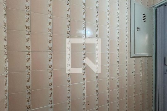 Lavabo 1 de casa para alugar com 6 quartos, 285m² em Vila Albertina, São Paulo
