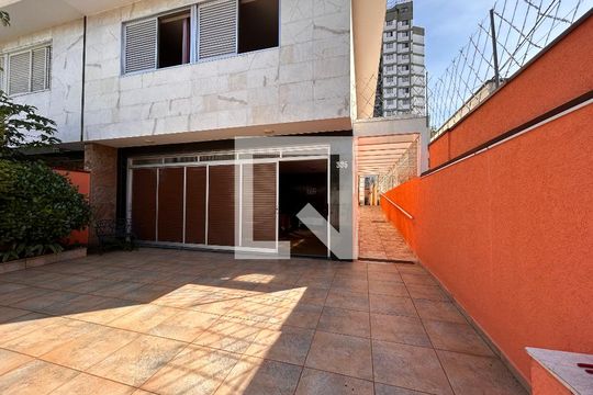 Garagem de casa à venda com 6 quartos, 285m² em Vila Albertina, São Paulo