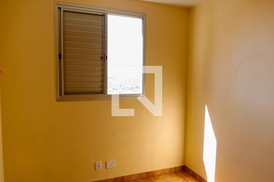 Quarto 1 de apartamento para alugar com 2 quartos, 56m² em Jardim Roberto, Osasco