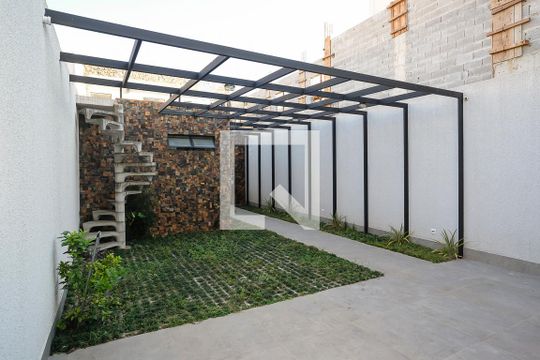 Garagem de casa para alugar com 3 quartos, 180m² em Centro, São Caetano do Sul