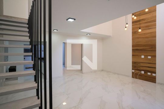 Sala de casa para alugar com 3 quartos, 180m² em Centro, São Caetano do Sul