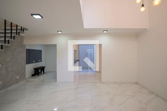 Sala de casa para alugar com 3 quartos, 180m² em Centro, São Caetano do Sul