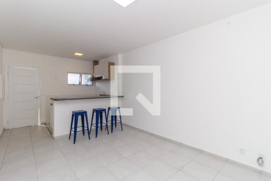 Casa para alugar com 2 quartos, 65m² em Vila Mariana, São Paulo