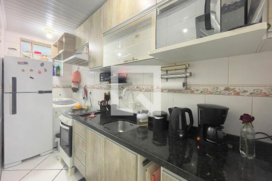Cozinha de apartamento à venda com 1 quarto, 38m² em Jardim Itu, Porto Alegre