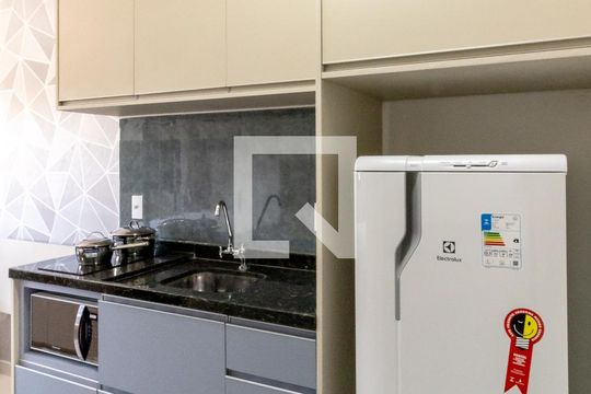 Cozinha de kitnet/studio para alugar com 1 quarto, 25m² em Vila Olímpia, São Paulo