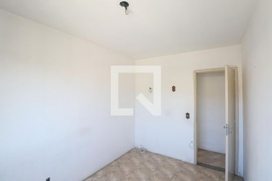 Quarto 1 de apartamento para alugar com 2 quartos, 55m² em Colubandê, São Gonçalo