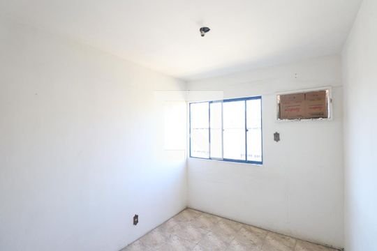 Quarto 1 de apartamento para alugar com 2 quartos, 55m² em Colubandê, São Gonçalo