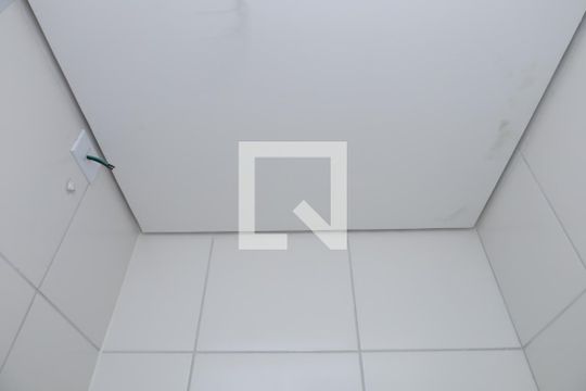 Banheiro de apartamento para alugar com 2 quartos, 35m² em Vila Norma, São Paulo