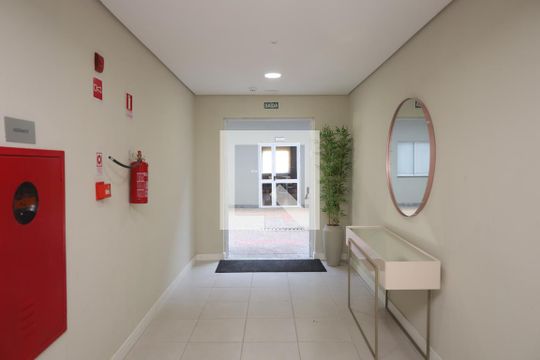 Área comum - Saguão do prédio de apartamento para alugar com 2 quartos, 35m² em Vila Norma, São Paulo