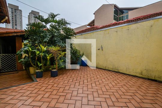 Quintal Edícula de casa à venda com 7 quartos, 500m² em Vila Leopoldina, Santo André