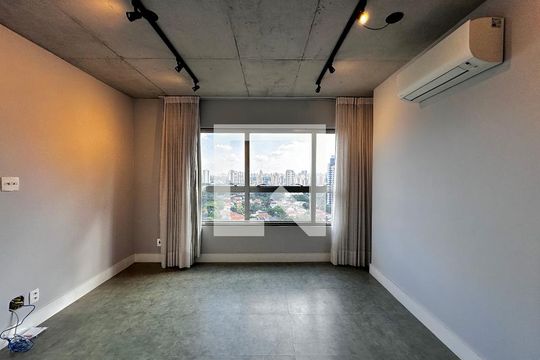 Sala de apartamento para alugar com 2 quartos, 69m² em Jardim das Acácias, São Paulo