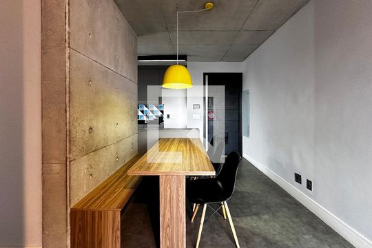 Sala de apartamento para alugar com 2 quartos, 69m² em Jardim das Acácias, São Paulo