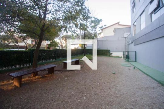 Área comum de apartamento para alugar com 2 quartos, 69m² em Jardim das Acácias, São Paulo