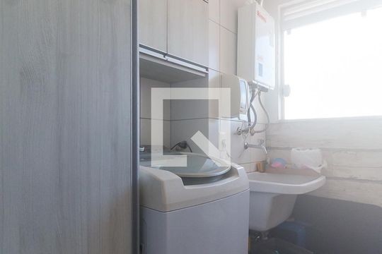 Área de Serviço de apartamento para alugar com 2 quartos, 86m² em Cezar de Souza, Mogi das Cruzes