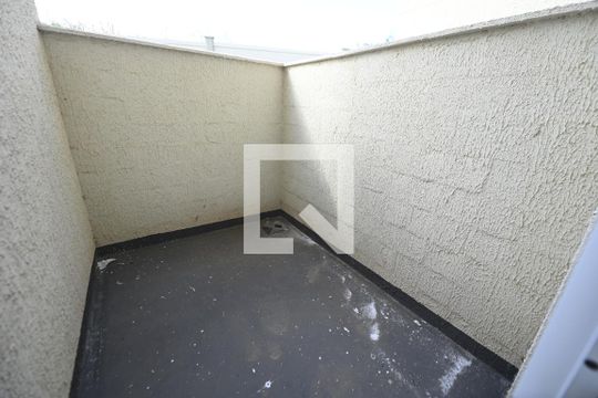 Varanda de apartamento para alugar com 2 quartos, 56m² em Chácara São Pedro, Aparecida de Goiânia
