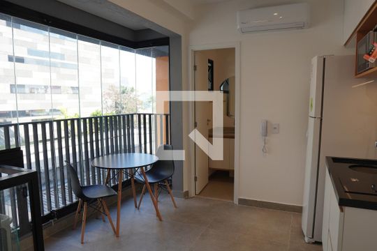 Studio de kitnet/studio para alugar com 1 quarto, 24m² em Vila Madalena, São Paulo
