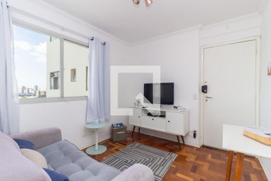 Apartamento para alugar com 1 quarto, 39m² em Cambuci, São Paulo