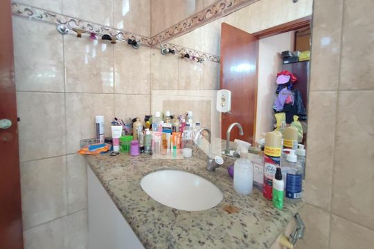 Banheiro Suíte de casa à venda com 4 quartos, 1000m² em Jardim Paranapanema, Campinas